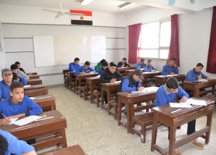 انتظام امتحان اللغة العربية لطلاب الصف الثالث الإعدادي 2023 في 9 محافظات