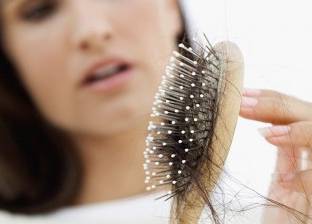 5 وصفات طبيعية لمحاربة تساقط الشعر