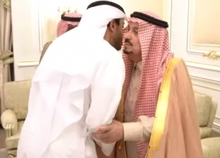 وزير خارجية الإمارات يقدم واجب العزاء في الأمير متعب بن عبدالعزيز