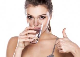 شرب المياه روشتة علاج مصابي كورونا بالعزل المنزلي: تمنع الجلطات