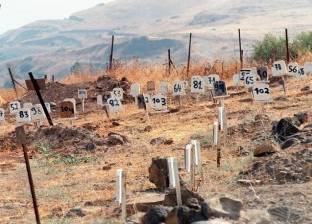 دفن رفات بقايا الموتى الـ27 بمقابر القوصية