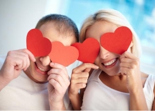 يا فرحة العشاق.. دراسة جديدة تتوصل إلى علاج فيروس كورونا بـ"الحب"
