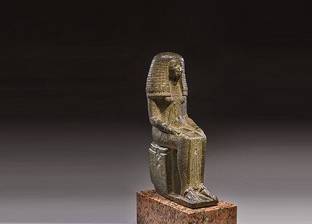 بعثة سويدية تكتشف 6 تماثيل فرعونية في أسوان