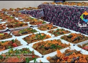 سبيط وجمبري.. «جيهان» تقدم وجبات فاخرة للفقراء: زهقوا من أكل الجمعيات