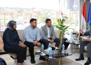 محافظ أسوان يلتقي أعضاء المبادرة الوطنية لتطوير الصناعة المصرية