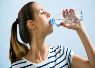 أضرار الإفراط في شرب المياه.. يؤثر على كفاءة الجهاز الهضمي