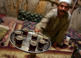 أسعار الشاي تُسعد «المزاجنجية» بتراجع جديد.. «مش مهم فتلة أو خمسينة»