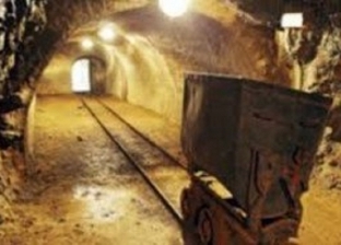 مصرع أكثر من 70 عاملا في انهيار منجم للذهب في غرب مالي