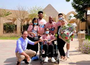 تنسيقية شباب الأحزاب تحقق حلم أمريكية مصابة بالسرطان بزيارة مصر «صور»