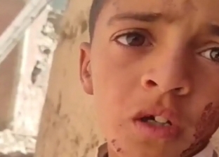 طفل مغربي يبكي الحجر بعد الزلزال: «أمي وإخواتي ماتوا» (فيديو)