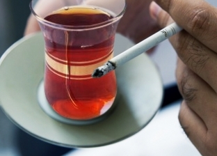 تحذير عاجل من «كوباية الشاي والسيجارة» بعد الإفطار.. تأثيرات جسدية ونفسية