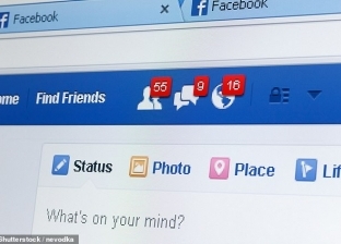 فيسبوك يودع اللون الأزرق للأبد بدءا من سبتمبر.. الأسود هو البديل