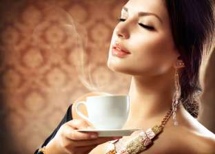 دراسة: كوب قهوة يقلل نسبة إقدام النساء على الانتحار