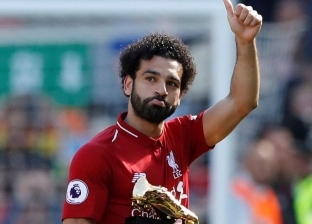 محمد صلاح يغادر إلى الإمارات بعد استبعاده من معسكر منتخب مصر