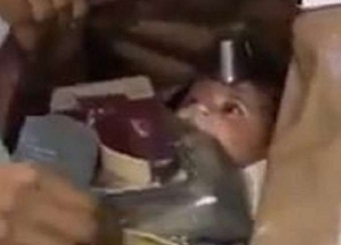 بالفيديو| العثور على رضيع مخطوف في مطار دبي