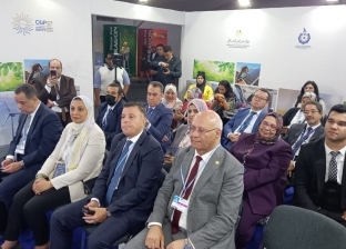 رئيس جامعة عين شمس يستعرض مشروع «شمس بي جرين» ضمن فعاليات قمة المناخ