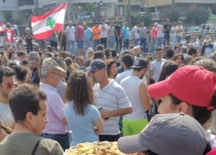 مع تصاعد الاحتجاجات.. الصليب الأحمر اللبناني يخصص 160 سيارة إسعاف