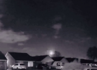 فيديو: كرة نار هائلة.. انفجار نيزك في سماء إنجلترا