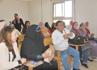 جامعة المنيا ورش تدريبية لمعلمي "التربية الفنية"