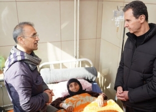 الرئيس السوري وقرينته يتفقدان مصابي الزلزال في مستشفى حلب الجامعي