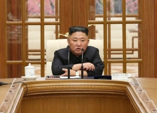 ظهور زعيم كوريا الشمالية «نحيف صغير» على الكرسي.. مرض أم رجيم؟