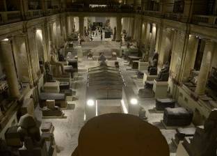 موجز الظهيرة| إحالة 7 مسؤولين بـ"المتحف المصري" للمحاكمة..وتحطم طائرة أمريكية