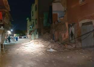 لحظة انتشال طفل من تحت أنقاض زلزال المغرب ( فيديو)