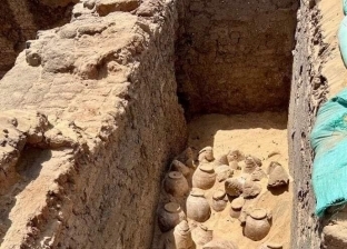 اكتشاف أثري جديد في سوهاج.. أوانٍ بها «عصير» عمره آلاف السنين