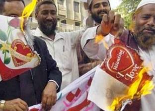 باكستان تحظر الاحتفال بـ"عيد الحب".. تعرف على السبب
