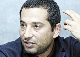 عمرو سعد: "اشتغلت على عربية فول.. وبياع تين شوكي"