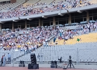 جماهير الزمالك تتوافد على ملعب برج العرب لمساندة الأبيض أمام بطل الصومال