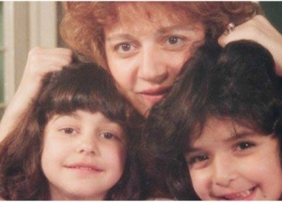 3 قضايا أثارت سخرية السوشيال: ابنة مديحة وبوركيني وكلب زوجة تامر حسني