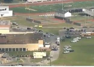 بث مباشر| الشرطة الأمريكية تطوق موقع إطلاق نار داخل مدرسة بتكساس