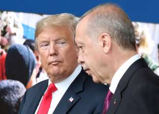 بعد التهديد بعقوبات جديدة على أنقرة.. كيف "تخنق" أمريكا تركيا؟