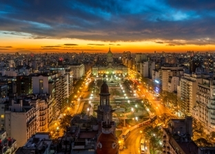 الأرجنتين تعلن حظر على مواطنيها حتى آخر الشهر الجاري بسبب كورونا