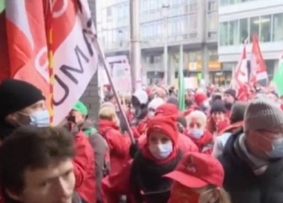 احتجاجات ضد لقاحات كورونا وإلزام الأطفال بالكمامة في بلجيكا (فيديو)