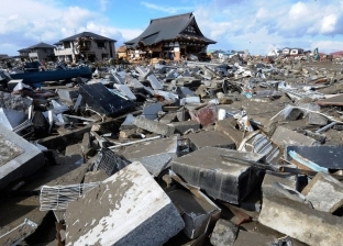 ابتلع الأخضر واليابس.. مشهد مرعب لانهيار أرضي عقب زلزال اليابان (فيديو)