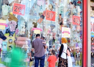 %50 مبيعات الأوكازيون الصيفي.. و«الملابس» تطالب بمهرجان للتسوق