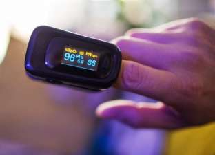 كورونا ينعش سوق بيع جهاز قياس الأكسجين: والسعر «من 600 وانت طالع»