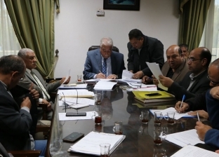 محافظ جنوب سيناء يصدق علي عقود تقنين أوضاع بمدينة أبورديس