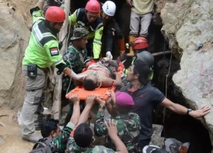 مقتل 11 عاملا بمنجم في انهيار أرضي بسبب الأمطار الغزيرة بإندونيسيا