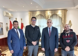 سفير العراق في القاهرة يستقبل ممثلي إدارة الوافدين بجامعة المنصورة