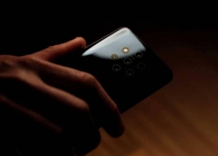 "نوكيا" تكشف عن أول هاتف في العالم بـ5 كاميرات