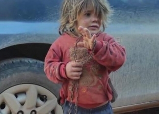 وفاة طفلة سورية داخل مخيم بسبب عنف والدها المنتمي لـ«تحرير الشام»