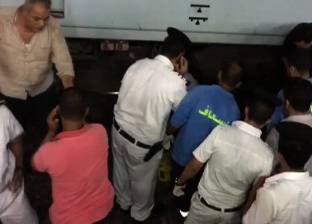 أول فيديو لمحاولة انتحار موظف أسفل المترو بمحطة جمال عبدالناصر