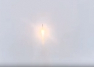 بالفيديو| صاعقة برق تضرب صاروخا فضائيا أثناء إطلاقه