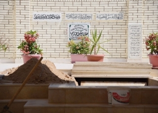 تُربي مقابر سمير غانم: «حسن الرداد دفن معايا جثمان دلال عبدالعزيز»