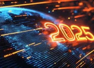 تطور تكنولوجي مذهل في 2025.. هل يتفوق الذكاء الاصطناعي على البشر؟