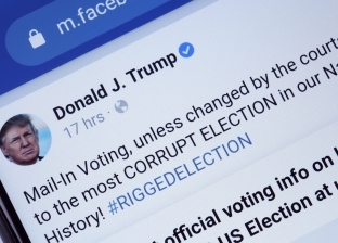«فيسبوك» يعلن استمرار حظر حساب ترامب حتى يناير 2023