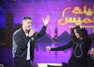 رانيا يوسف ترقص وتغني مع حسن شاكوش في «ليلة الخميس»
